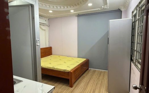 Nhà mặt tiền đường 21 Gò Vấp, 4m x 18m (72m2), 6 tầng, tiện kinh doanh, có thang máy.